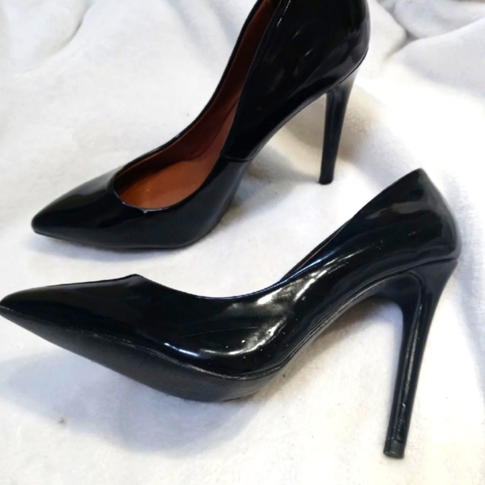 Vince camuto Vc Maari Heels Size 7